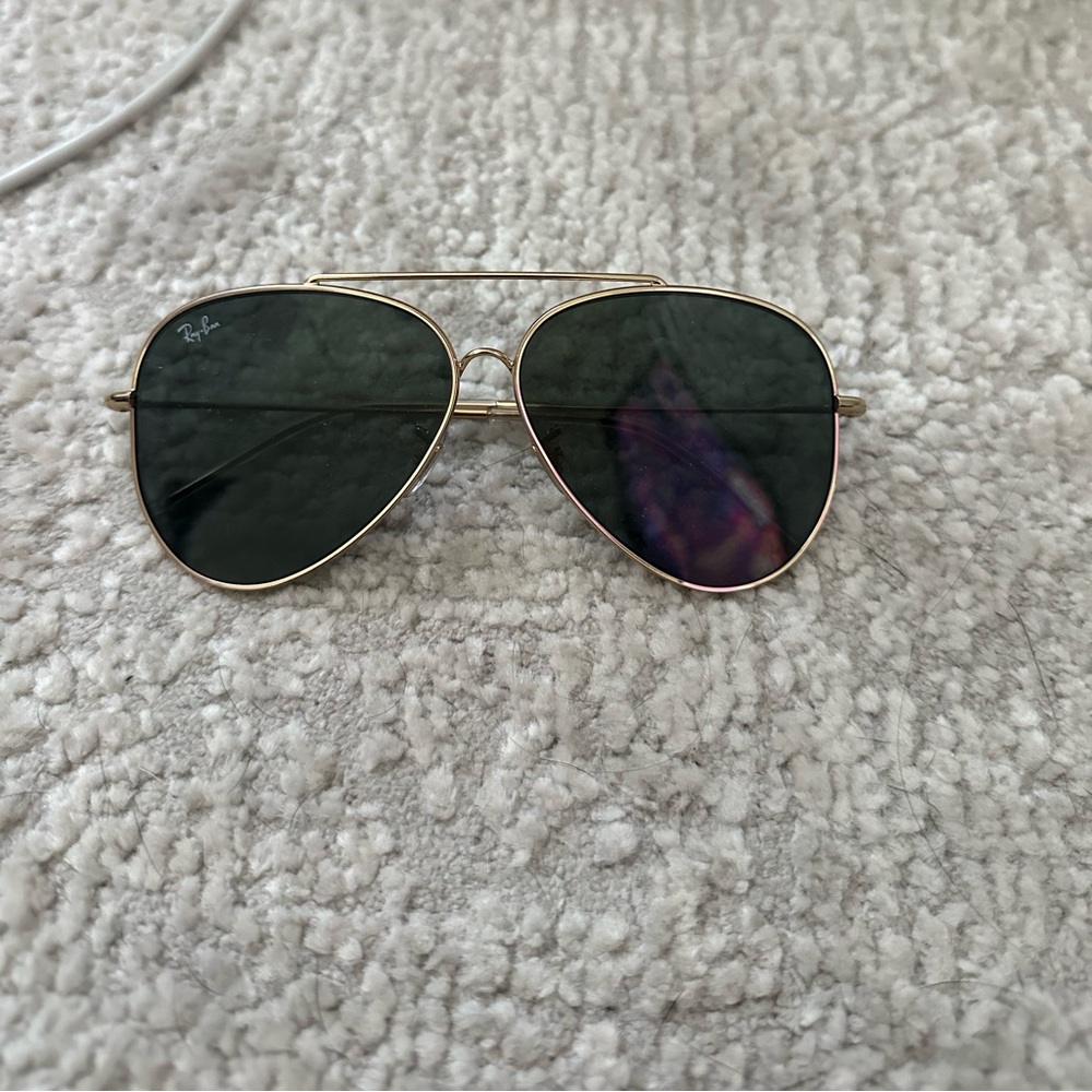 Ray-Ban Aviator Reverse Sunglasses **size: Average**
